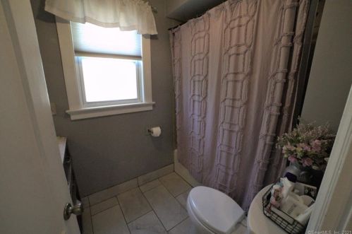 23 William St, Wallingford CT 06492-3641 exterior