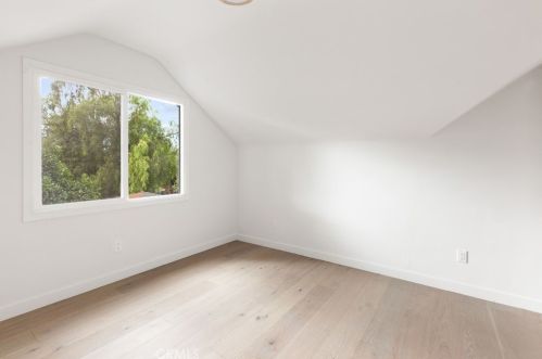 596 Mountain View St, Altadena CA  91001-4921 exterior
