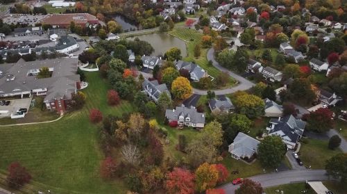 1005 Lakemont Dr, Bridgeville PA  15017-1262 exterior