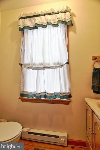 499 Manatawny St, Pottstown PA  19464-5140 exterior