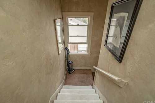 229 Euclid Ave, Long Beach CA  90815-2518 exterior