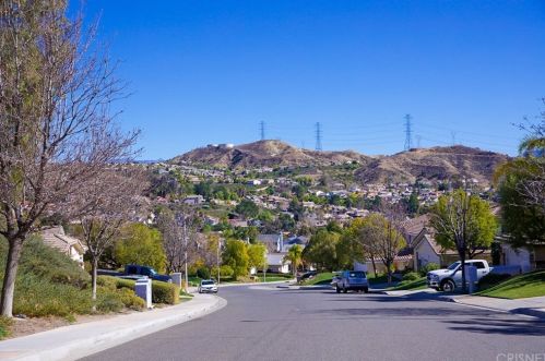 28902 Canyon Oak Pl, Santa Clarita, CA 91390-4169