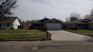 209 16th St, Junction City KS  66441-2621 exterior