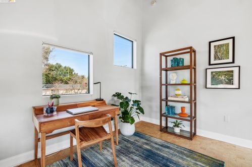 1003 47 St, Oakland CA 94608-3316 exterior