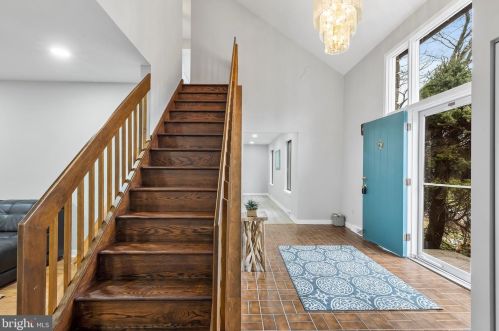 1721 Justin Ln, Paoli, PA 19301-1022