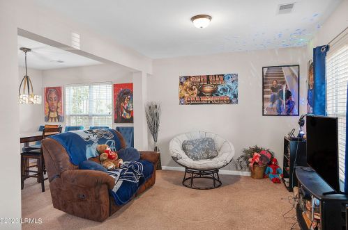 72 Shadow Moss Dr, Beaufort SC  29906-6005 exterior