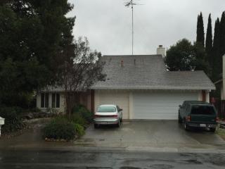 1540 Pebblewood Dr, Sacramento, CA 95833-1607