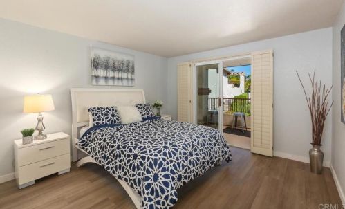 7442 Altiva Pl, Carlsbad CA 92009-6412 exterior