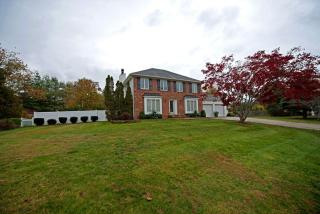7 Westwood Ave, Stonybrook, NY 11790-2839