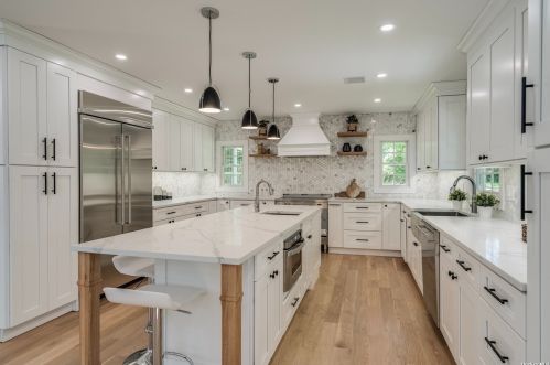 53 Winkle Point Dr, Northport NY  11768-1154 exterior