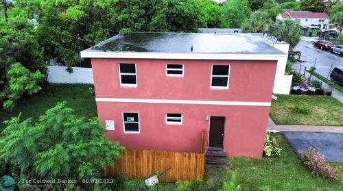 1010 Adams St, West Palm Beach, FL 33407-7219