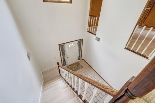 905 Lewis Creek Ct, Xenia, OH 45385-9462