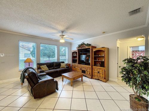 14212 23rd St, Hollywood FL  33028-2831 exterior