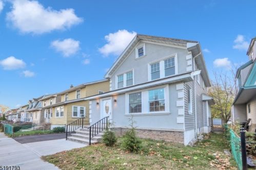 5 Irving St, East Orange NJ  07018-1913 exterior