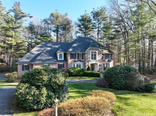 6 Townsend Rd, Farmington CT  06032-1569 exterior