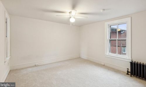 345 Chestnut St, Pottstown PA  19464-5638 exterior