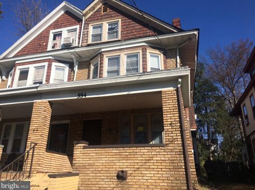 554 Bellevue Ave, Trenton, NJ 08618-4402