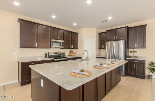 11979 Polk St, Avondale AZ  85323-7201 exterior
