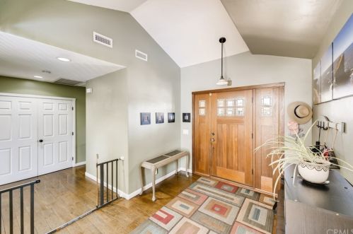 6386 Winona Ave, San Diego, CA 92120-3617