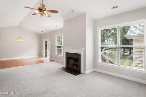 2 Rockville Way, Beaufort, SC 29902-3324