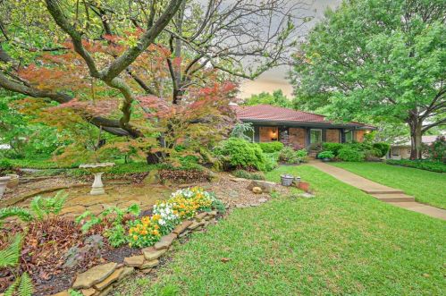 5662 Vega Dr, Fort Worth TX  76133-2962 exterior