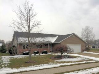 249 Dream Catcher Dr, Kewaskum WI  53040-9342 exterior