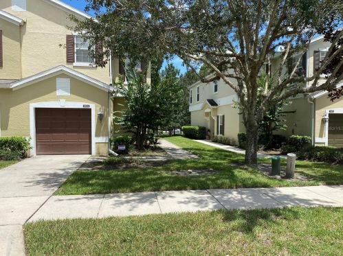 1933 Beacon Bay Ct, Apopka, FL 32712-8189