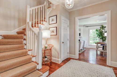 105 Hazelwood Dr, Fort Worth, TX 76107-1140