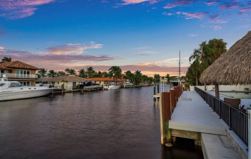 943 Fern Dr, Delray Beach, FL 33483-4804