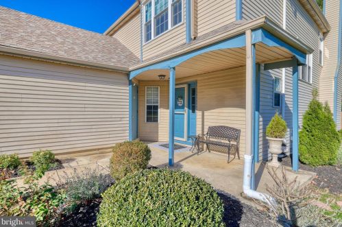 49 Willow Bend Dr, Trenton, NJ 08690-3336