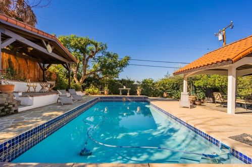 2423 Buenos Aires Dr, Covina CA  91724-3913 exterior