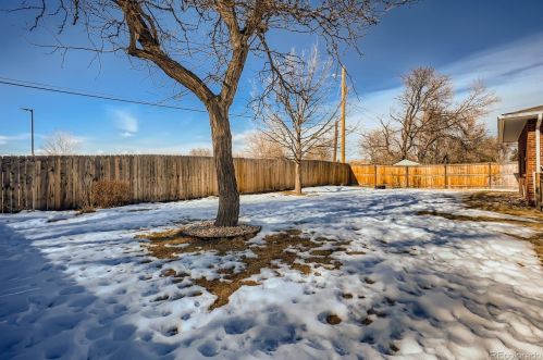 1605 James Dr, Loveland CO 80538-3718 exterior