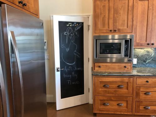 1838 Alan Dr, Penngrove CA  94951-9735 exterior