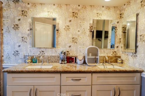 3727 Yuba Riv Dr, Ontario CA  91761-0223 exterior