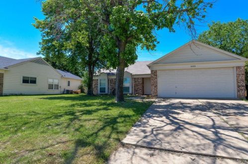 5423 Luttrell Ct, Lewisville, TX 75028-1002