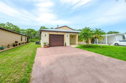 70 Mediterranean Blvd, Fort Pierce, FL 34952-8562