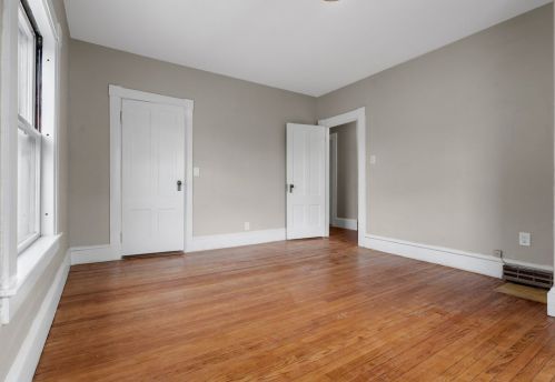 27 Prescott St, Nashua NH 03064-2581 exterior