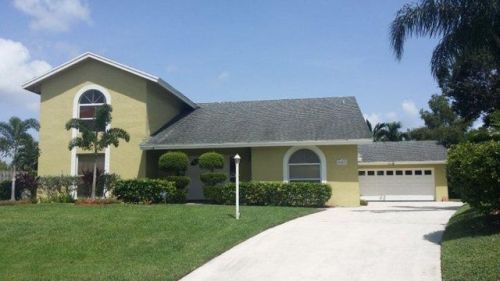 797 Briarwood Dr, West Palm Beach, FL 33415-1351