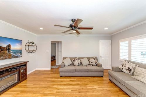 4255 Petaluma Ave, Lakewood CA  90713-3322 exterior