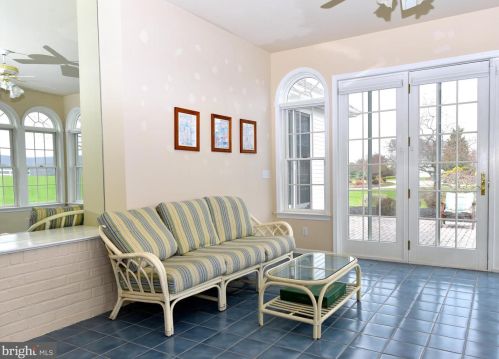 3002 Ridgeview Dr, Molino PA  17961-2338 exterior