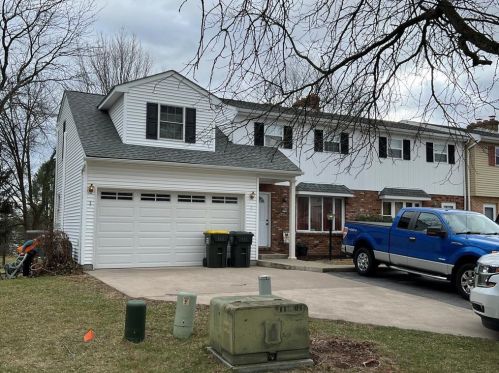 4234 Mohican Dr, Schnecksville, PA 18078-2618