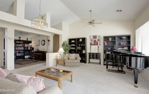 4109 Escuda Dr, Glendale AZ  85308-7410 exterior