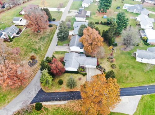 600 Linda Ln, New Lexington, OH 43764-9761