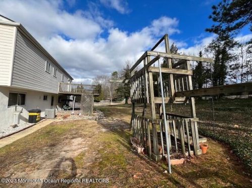 107 Manhattan St, Jackson Twp NJ  08527-2545 exterior