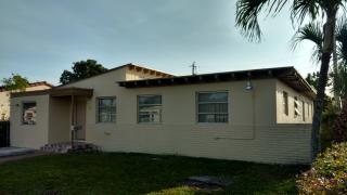 41 68th Ct, Miami FL  33126-4438 exterior