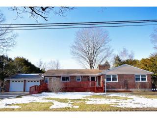 181 Pond Hill Rd, Wallingford, CT 06492-5201