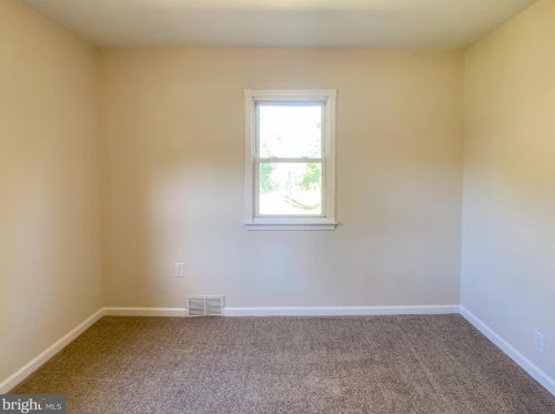 245 Spout Spg Ave, Lumberton Township NJ 08048-2032 exterior