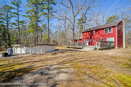 1068 Toms River Rd, Jackson Twp NJ  08527-5240 exterior