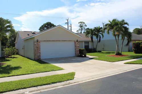 127 Wandering Trl, Jupiter, FL 33458-7332