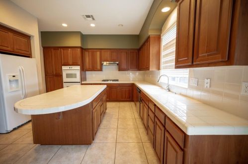 704 Stetson Dr, Valley Home CA  95361-8572 exterior